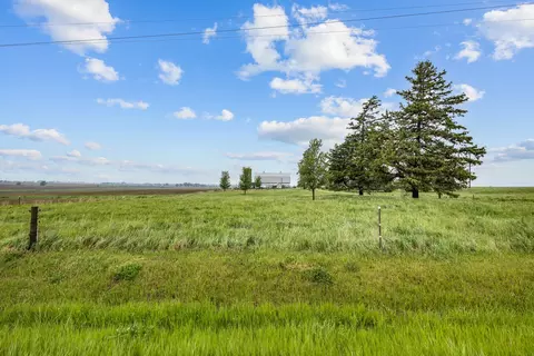 Exterior - 13459 N Tower Rd N, Lee, IL 60530 photo 6 of 8
