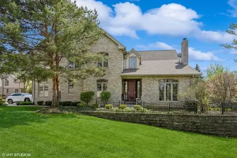 5512 Heritage Ct, Western Springs, IL 60558