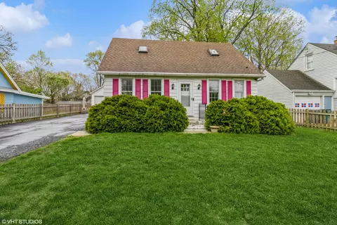 6231 Springside Ave, Downers Grove, IL 60516