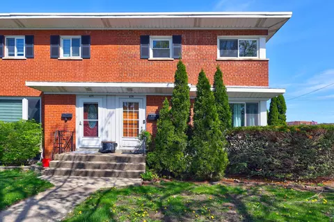 479 Oak St, Des Plaines, IL 60016