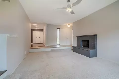 Living - 1306 Ewing St, Bloomington, IL 61701 photo 2 of 4