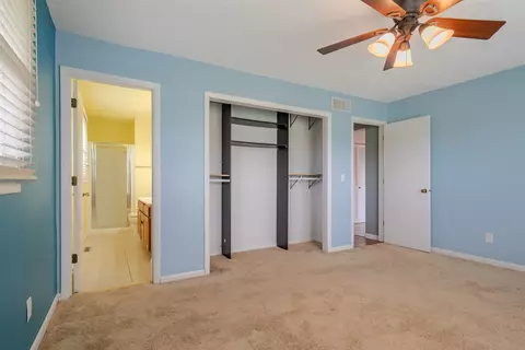 Bedroom - 1306 Ewing St, Bloomington, IL 61701 photo 3 of 7