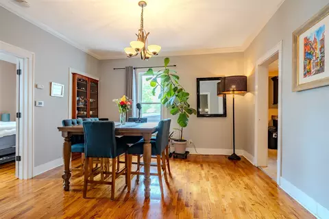 Dining - 906 E Chestnut St, Bloomington, IL 61701 photo 1 of 3