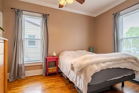 Bedroom - 906 E Chestnut St, Bloomington, IL 61701 photo 1 of 2