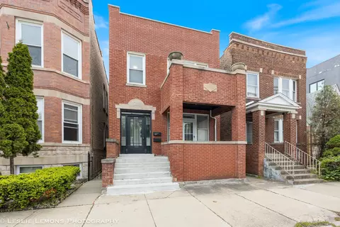 2135 W Augusta Blvd, Chicago, IL 60622
