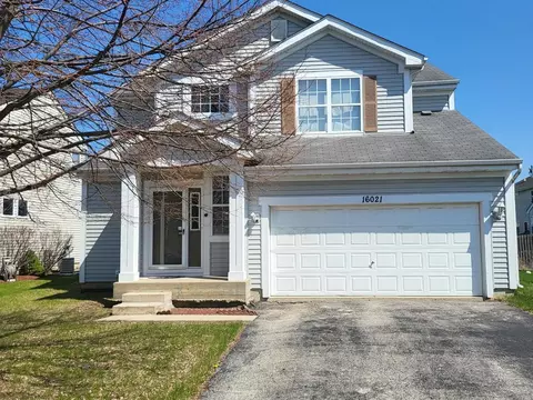 16021 Tahoe Ln, Crest Hill, IL 60403