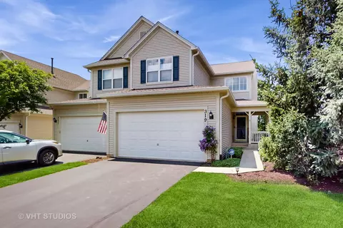 319 Fairmont Ct, Saint Charles, IL 60175