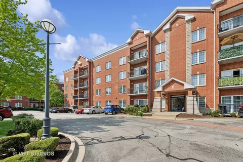 3501 Wellington Ct #410, Rolling Meadows, IL 60008