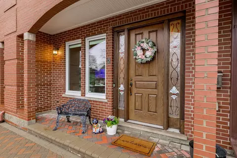 907 South Blvd #2, Oak Park, IL 60302