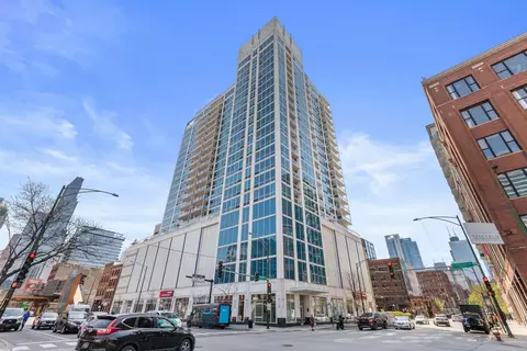 757 N Orleans St #1406, Chicago, IL 60654
