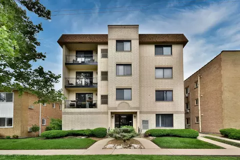 6850 N Northwest Hwy #4B, Chicago, IL 60631