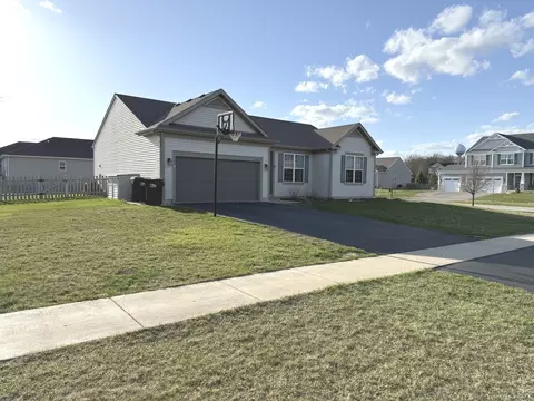 10817 Quail Xing, Richmond, IL 60071