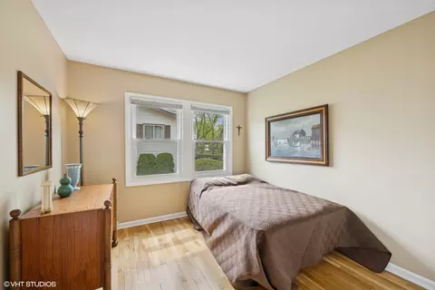 1750 Chippendale Rd, Hoffman Estates, IL 60169 photo 8