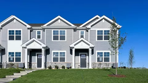 2241 Riesling Rd, Oswego, IL 60543