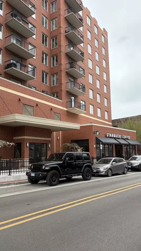 515 Main St #502, Evanston, IL 60202
