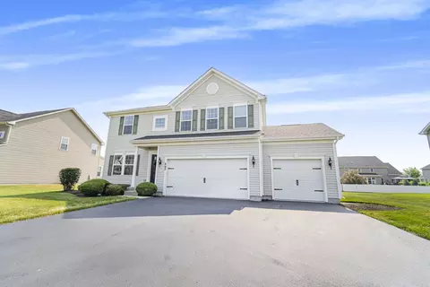 867 Blue Aster Pkwy, Gilberts, IL 60136