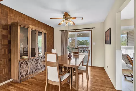 1755 Chippendale Rd, Hoffman Estates, IL 60169 photo 5