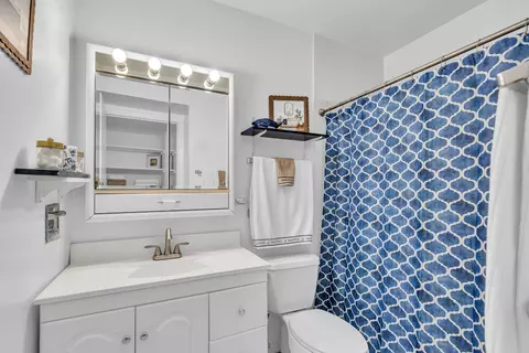 1755 Chippendale Rd, Hoffman Estates, IL 60169 photo 15