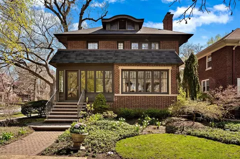 2245 Wesley Ave, Evanston, IL 60201