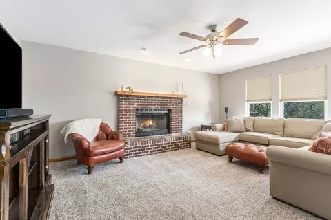 1518 Parkside Dr, Plainfield, IL 60586 photo 8