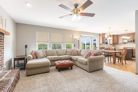 1518 Parkside Dr, Plainfield, IL 60586 photo 7