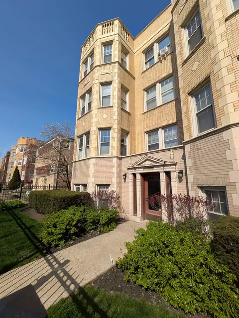 6205 N Oakley Ave #1, Chicago, IL 60659