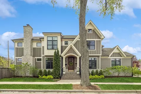 236 W Crescent Ave, Elmhurst, IL 60126
