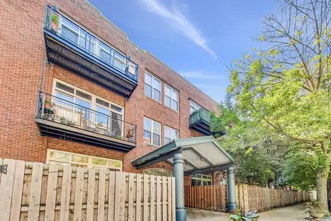 2333 W Saint Paul Ave #126, Chicago, IL 60647