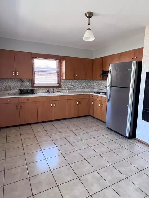 Kitchen - 7824 W 80th St, Bridgeview, IL 60455 photo 2 of 3