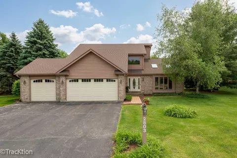 2803 Monterra Dr, Spring Grove, IL 60081