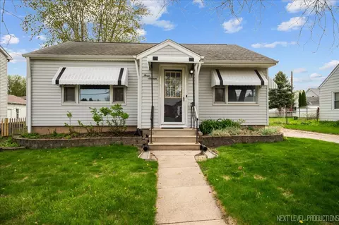 316 West St, Sycamore, IL 60178