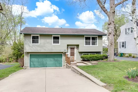 550 Arbor Ave, West Chicago, IL 60185