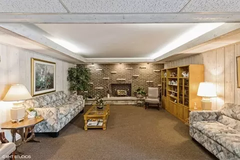 Living - 200 Deborah Ln #14B, Wheeling, IL 60090 photo 3 of 3
