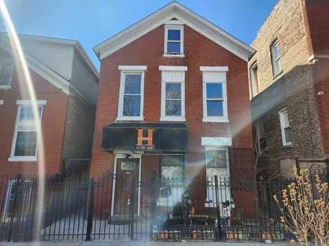 1452 N Central Park Ave, Chicago, IL 60651