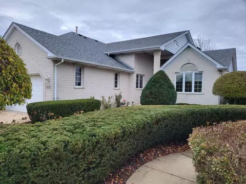 16313 Chickadee Cir, Orland Park, IL 60467