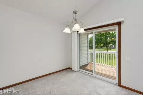 Dining - 2424 Dawson Ln, Algonquin, IL 60102 photo 2 of 2