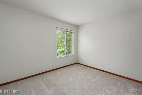 Bedroom - 2424 Dawson Ln, Algonquin, IL 60102 photo 3 of 3