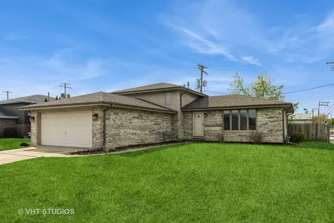 4661 146th St, Midlothian, IL 60445