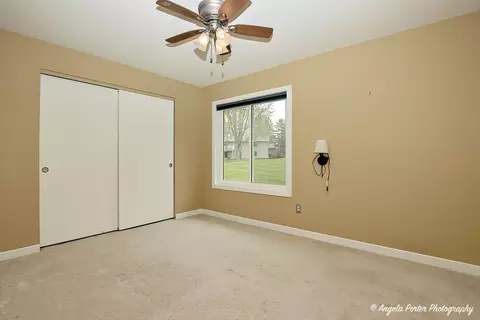 414 Waters Edge Dr #C, Mchenry, IL 60050 photo 12