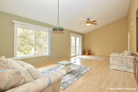 414 Waters Edge Dr #C, Mchenry, IL 60050 photo 5