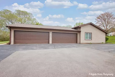 414 Waters Edge Dr #C, Mchenry, IL 60050 photo 21