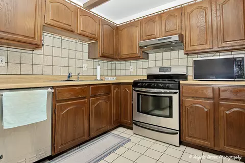 414 Waters Edge Dr #C, Mchenry, IL 60050 photo 7