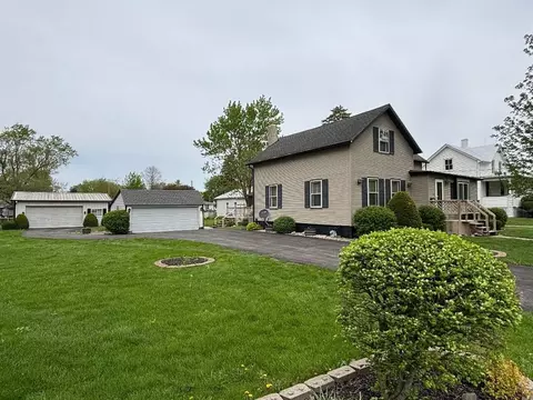 Exterior - 308 W Jefferson St, Danforth, IL 60930 photo 2 of 7