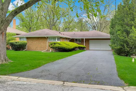 18725 Highland Ave, Homewood, IL 60430