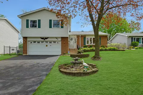 123 S Berteau Ave, Bartlett, IL 60103