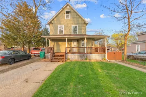 2915 Gilead Ave, Zion, IL 60099