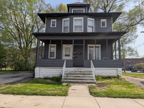 464 E Station St, Kankakee, IL 60901