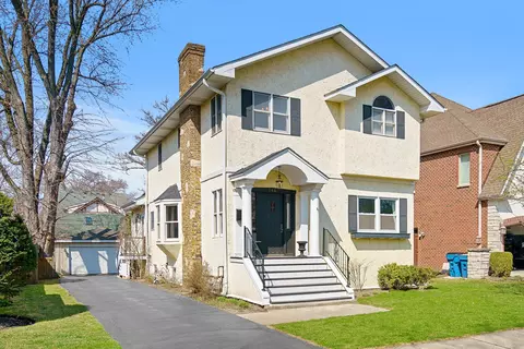546 Mitchell Ave, Elmhurst, IL 60126