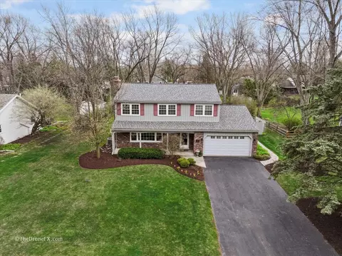 26 W215 Tomahawk Dr, Wheaton, IL 60189