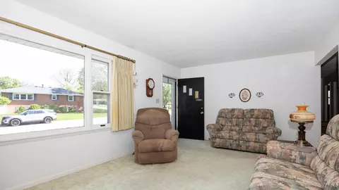 1209 Spear Dr, Normal, IL 61761 photo 4